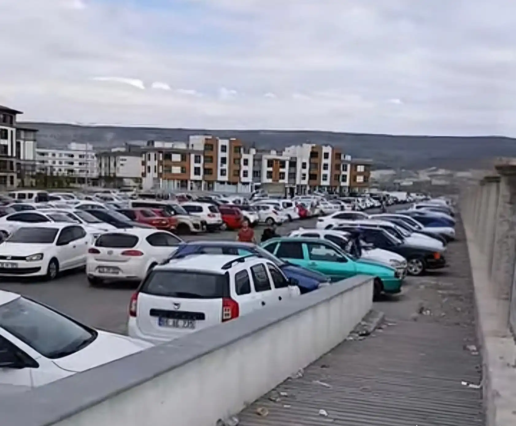 Kayseri Şehir Hastanesi'ne vatandaşlardan büyük tepki!