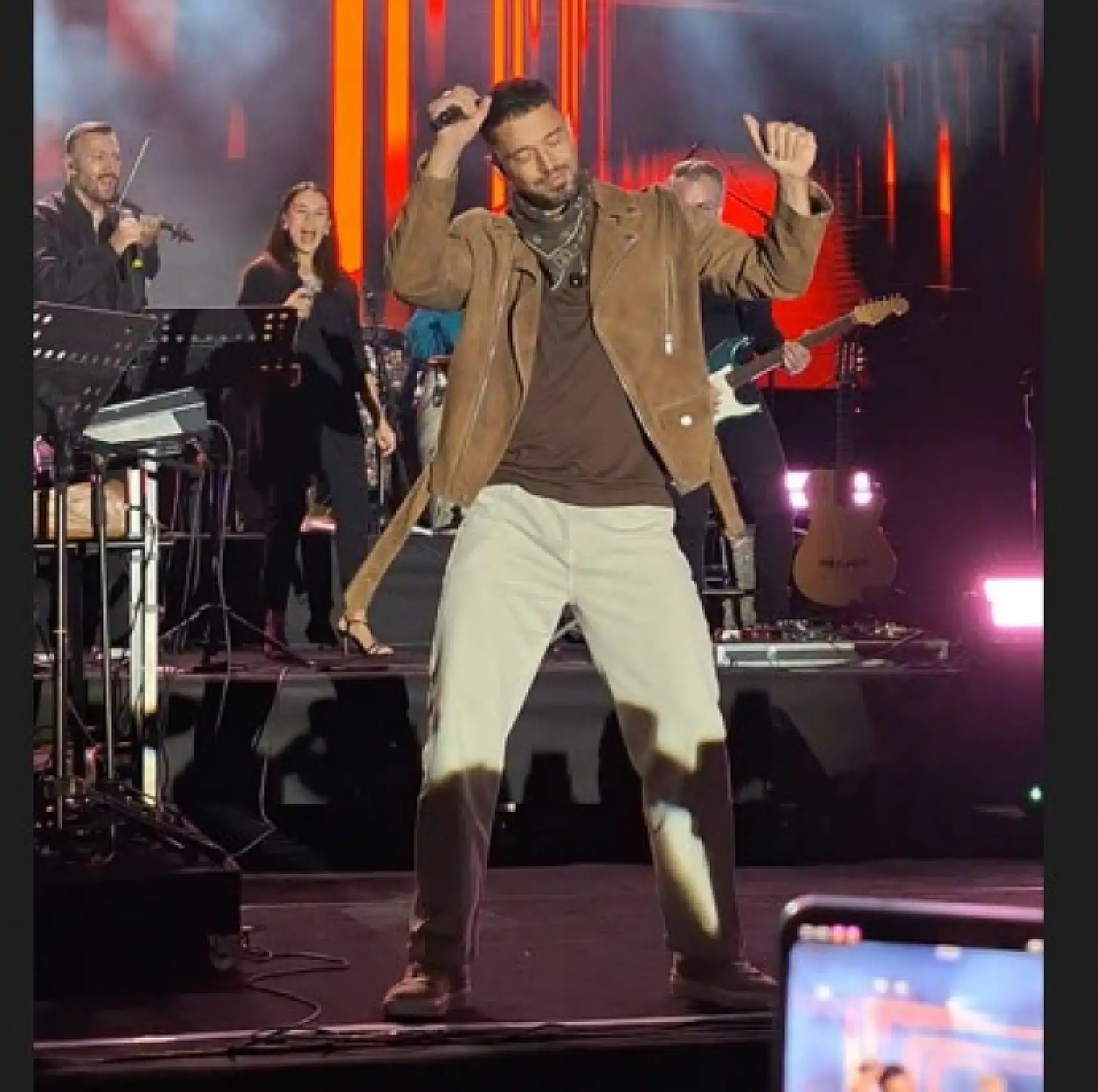 Ünlü pop şarkıcı Murat Boz Kayseri'ye gelir gelmez ilk ne yaptı?