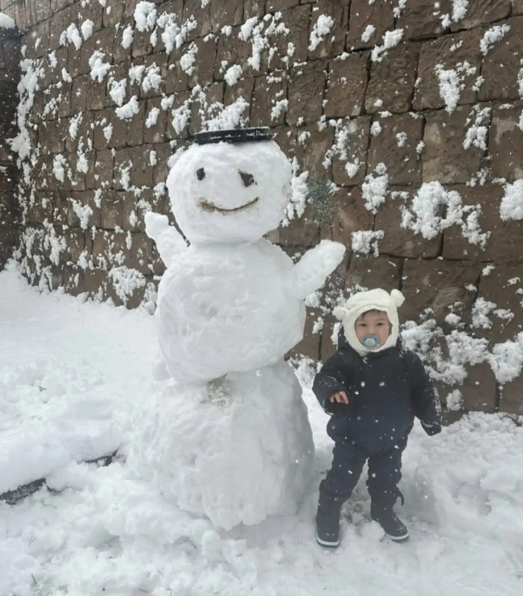 Kayserililerin objektifinden yaratıcılıklarını yansıtan kar manzaraları!