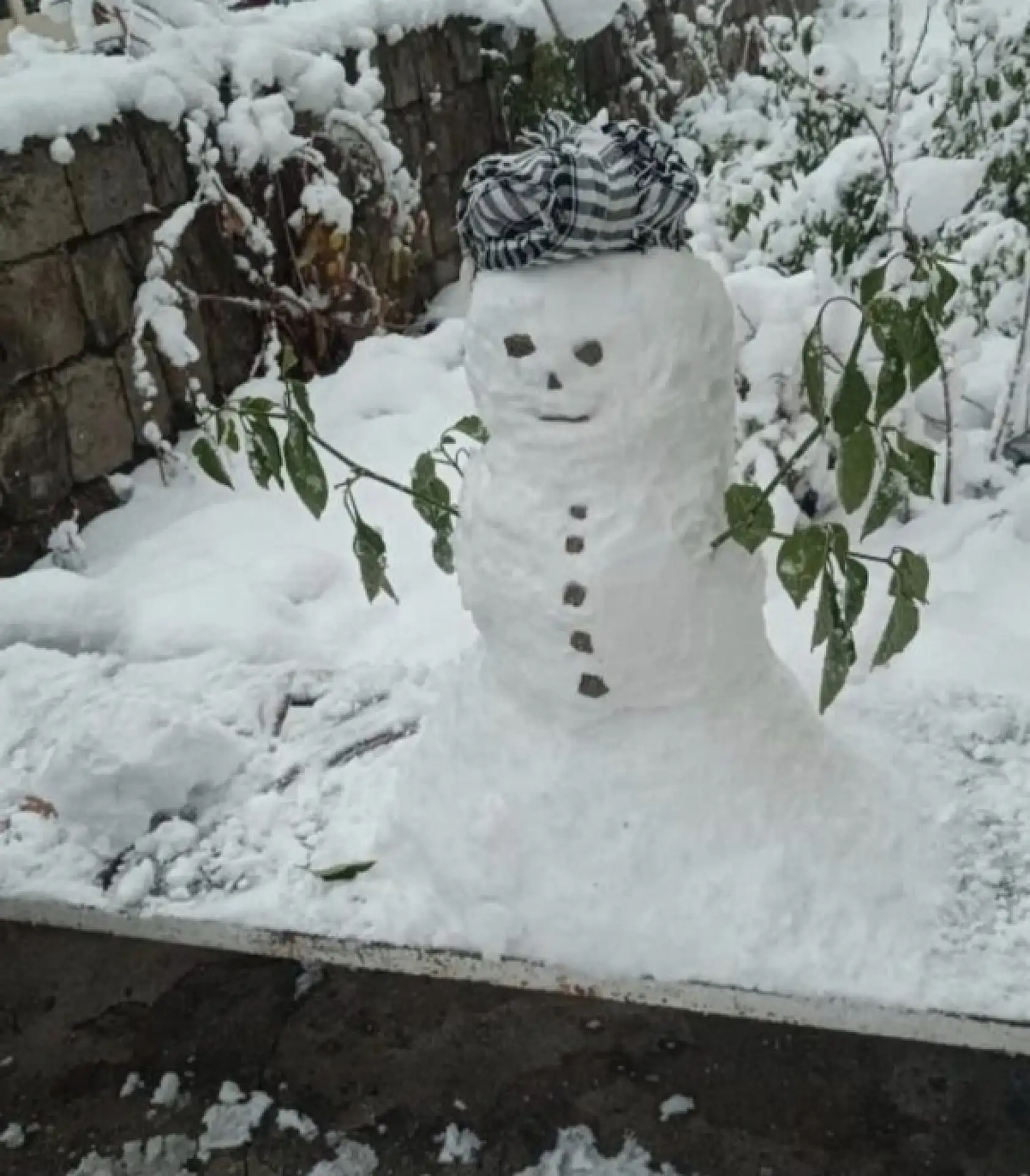 Kayserililerin objektifinden yaratıcılıklarını yansıtan kar manzaraları!