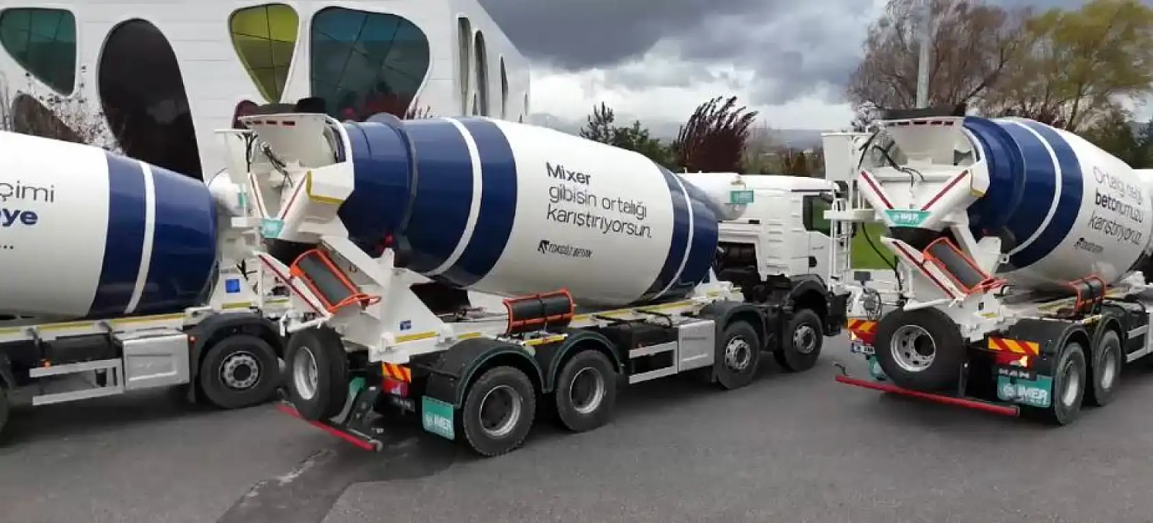 Kayseri sokaklarında gülümseten mesajlar: Mikserler konuşuyor, şehir kendini buluyor!