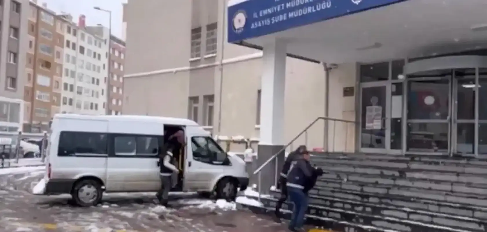 Kayseri'den kısa kısa: Trafik kazası, Kayseri Barosu, 100 bin üye barajı, Milli Piyango, Kayserispor…