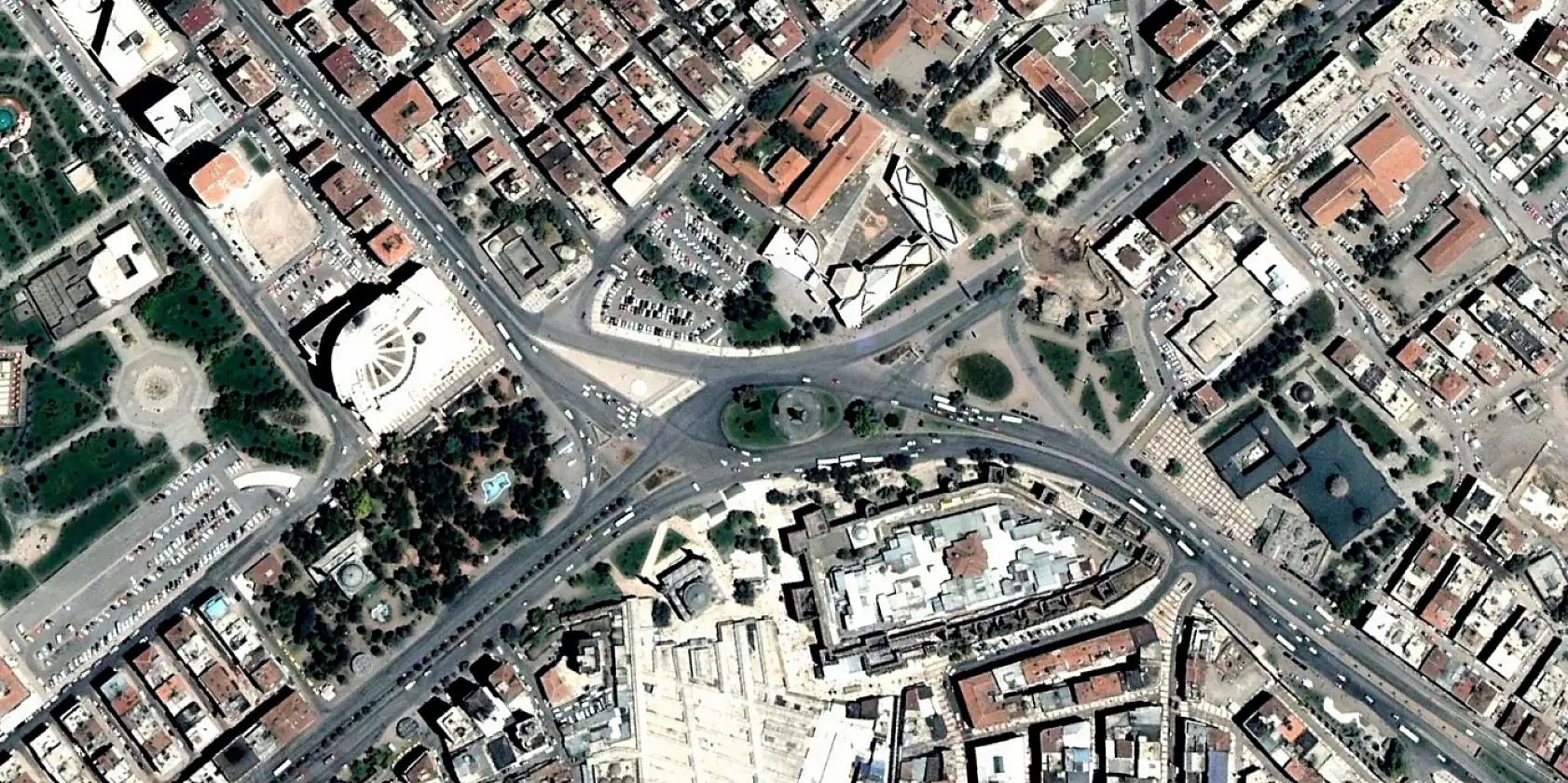 Kayseri Cumhuriyet Meydanı 2025'te nasıl görünecek? 2005'ten 2025'e…