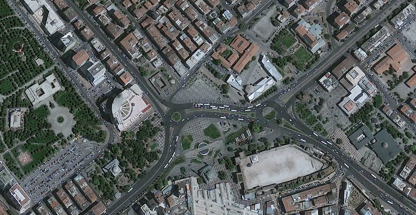 Kayseri Cumhuriyet Meydanı 2025'te nasıl görünecek? 2005'ten 2025'e…