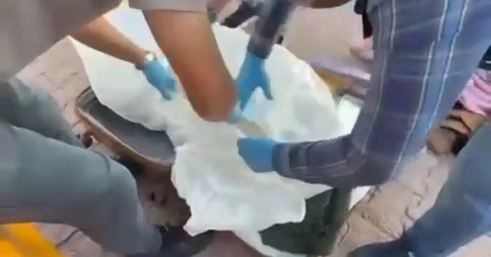 Gelinlik üzerine boncuk boncuk zehir! Jandarmadan unutulmaz operasyon