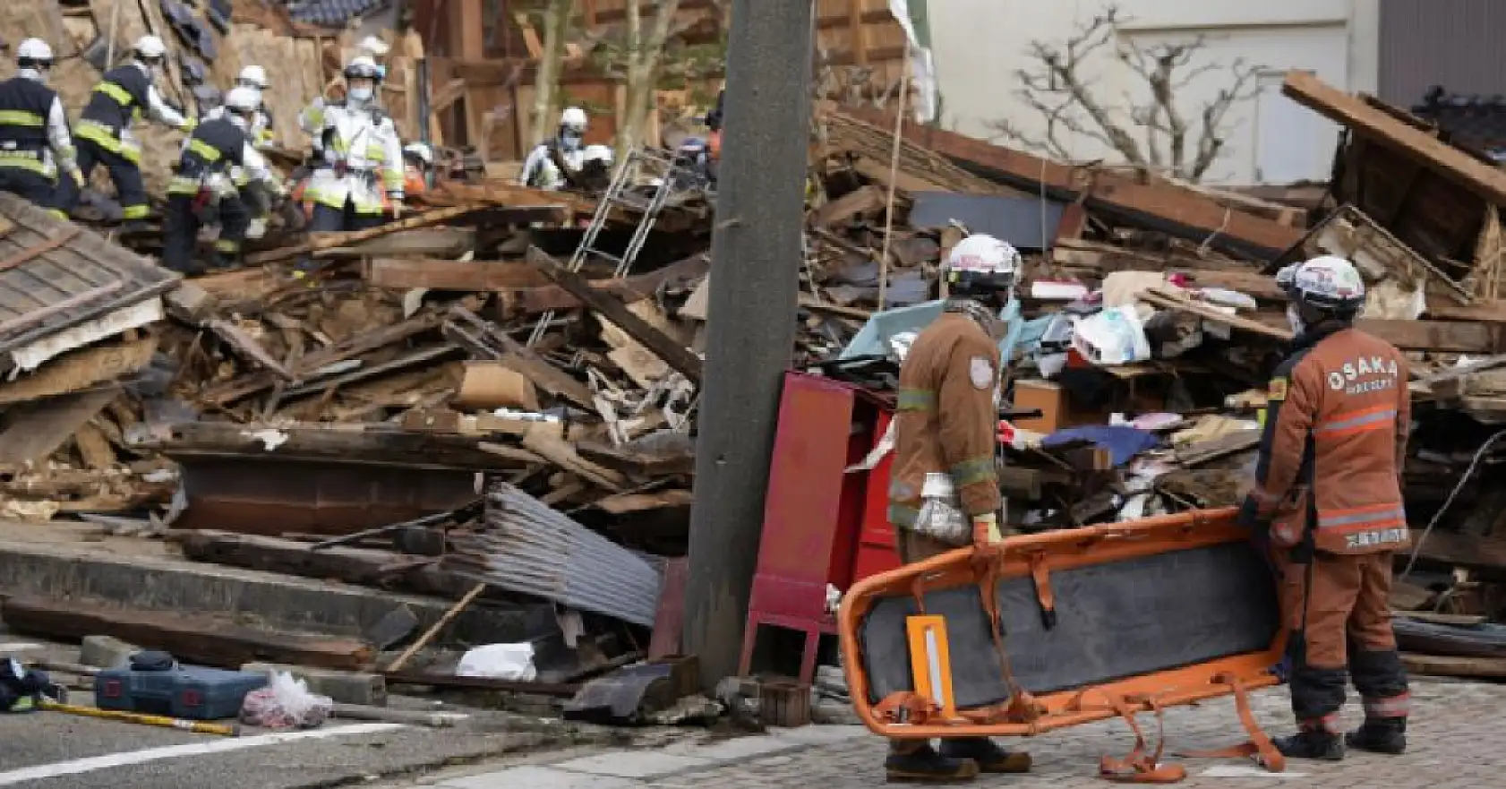 Ahmet Ercan iki kente deprem uyarısı yaptı!