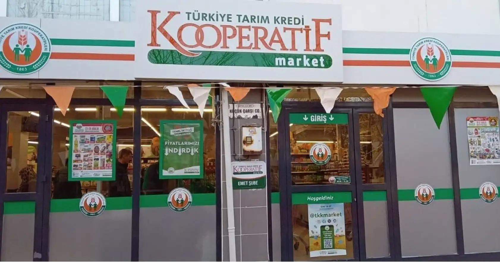 Kayseri'de de ucuz ürün sloganıyla açılmıştı: O market zinciri şimdi diğerleriyle yarışıyor!