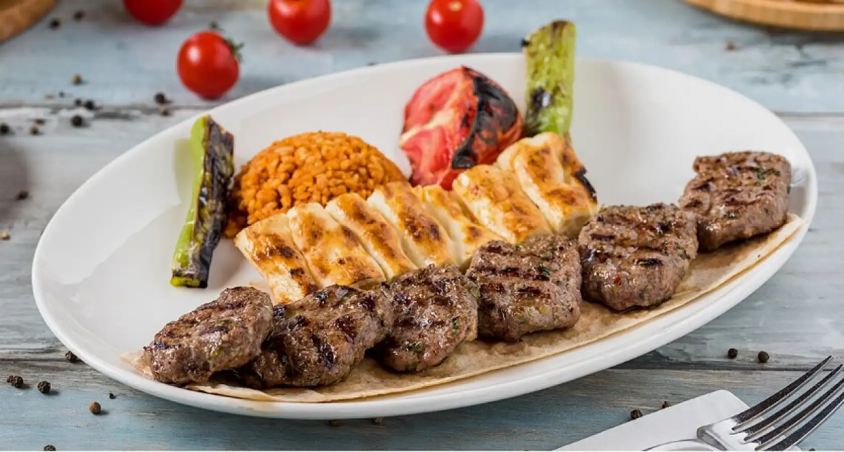 Köftesinden domuz eti çıkan ünlü firma hangisi?