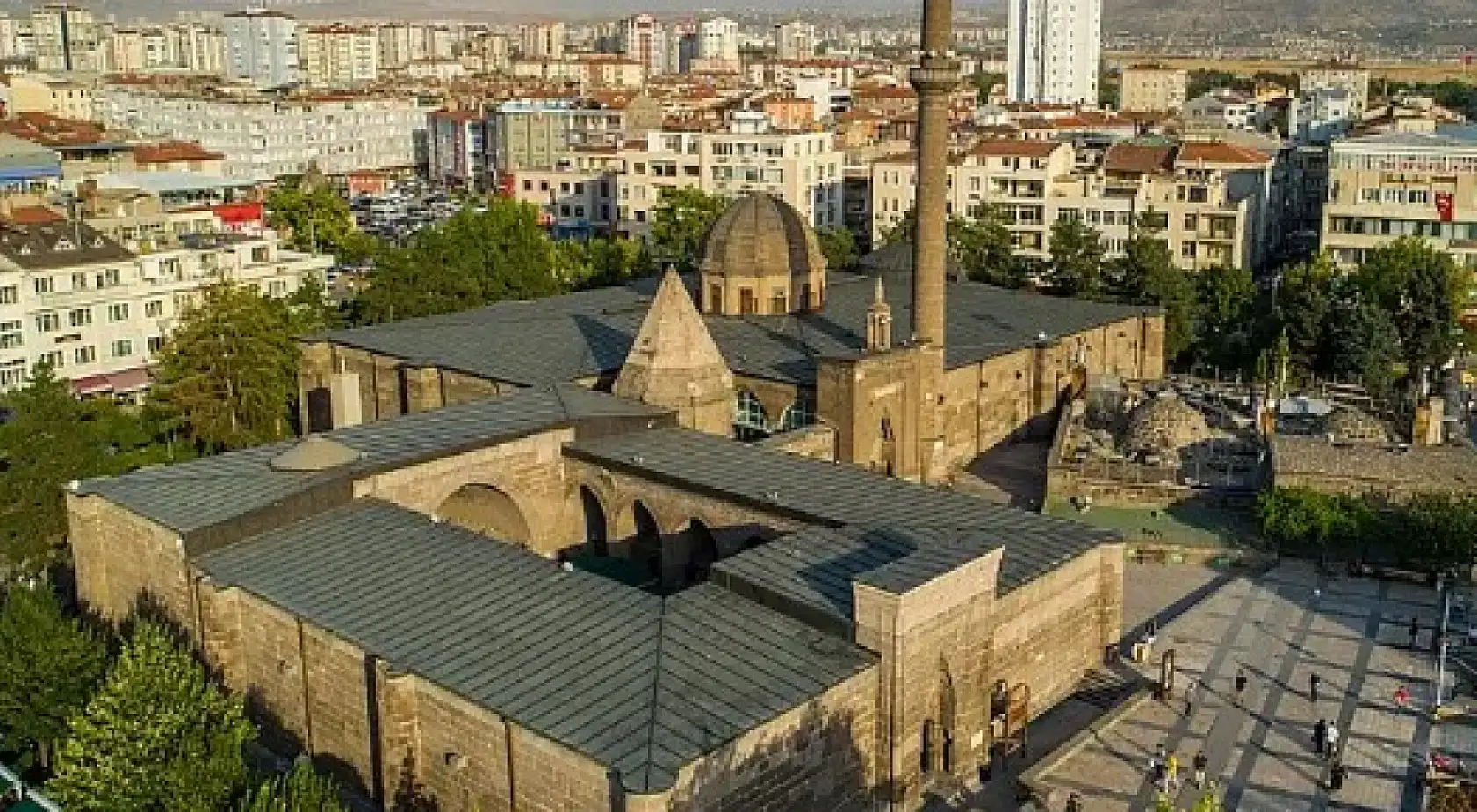 Miraç Kandili, Kayserispor, Balık fiyatları, Erciyes belgeseli - Kayseri'den kısa kısa haberler...