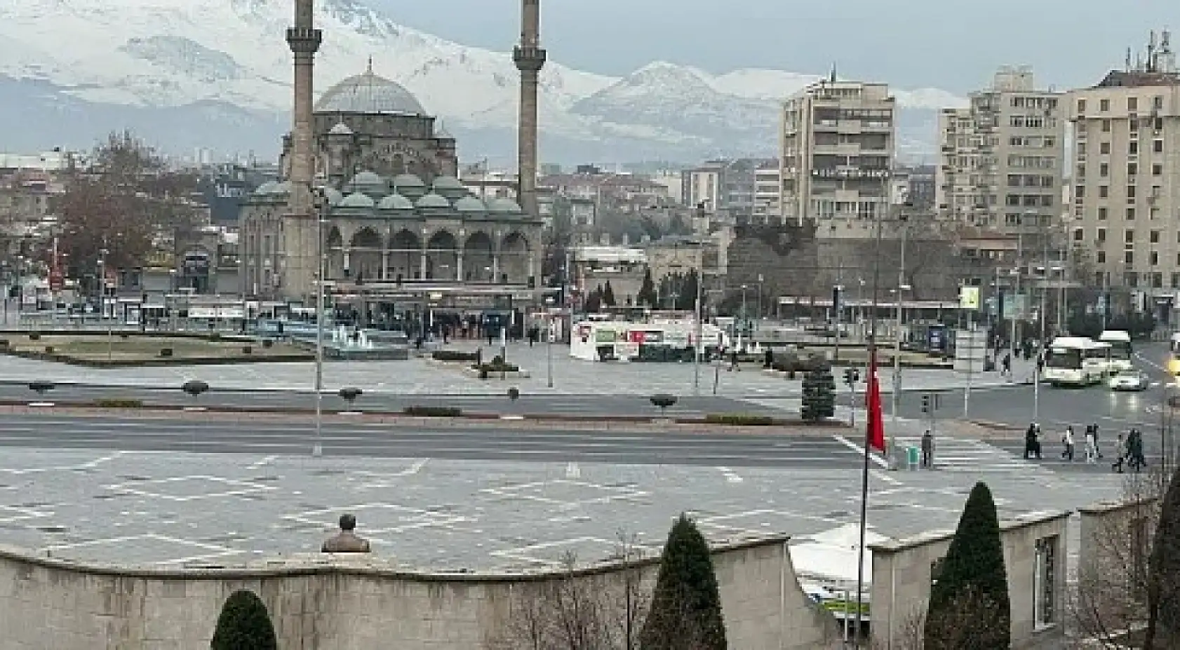 Kayseri'den kısa kısa - Milli yas, Bolu otel yangını, Hüseyin Okandan, Çöpten servet çıktı...