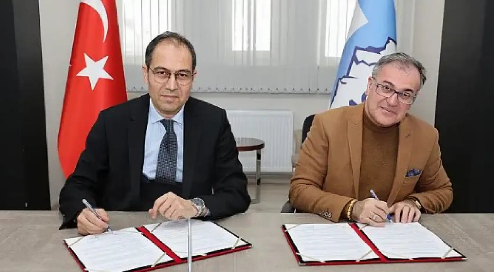 Kayserispor, Hacılar, Talas, Gömülü uçak, Kar seferberliği, Kayserili Polisler - Kayseri'den kısa kısa haberler...