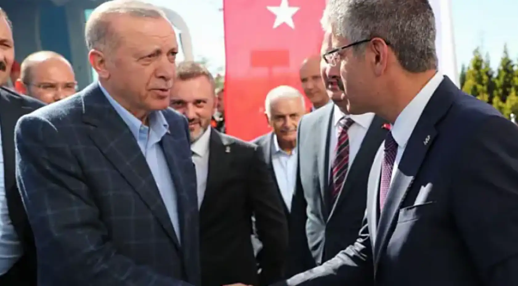 Kayseri'de dünün devamı gibi bir pazar: CEO Ertekin'den Hes Kablo yangınına dair açıklamalar, Akraba tartışmaları, kaymakam atamaları.. İşte Kayseri'den kısa kısa haberler