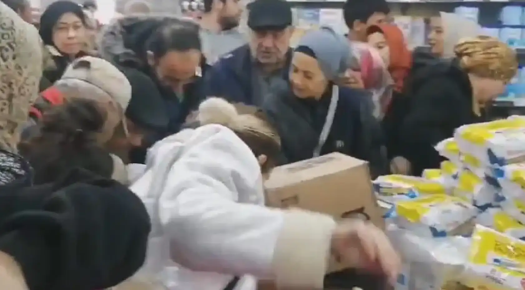 Kayseri haftaya onların yokluğunu hissederek başladı - Vefat haberleri, Kayseri'den listeye giren vergi yüzsüzleri ve daha fazlası.... İşte şehirden kısa kısa haberler!