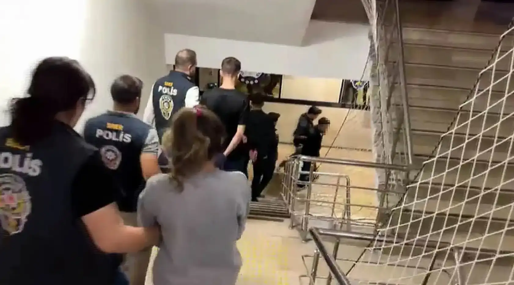 Kayseri'den kısa kısa: 2,1 milyarlık vurgun, Eylem, Hulusi Akar, Dragon Festivali, Spor haberleri…