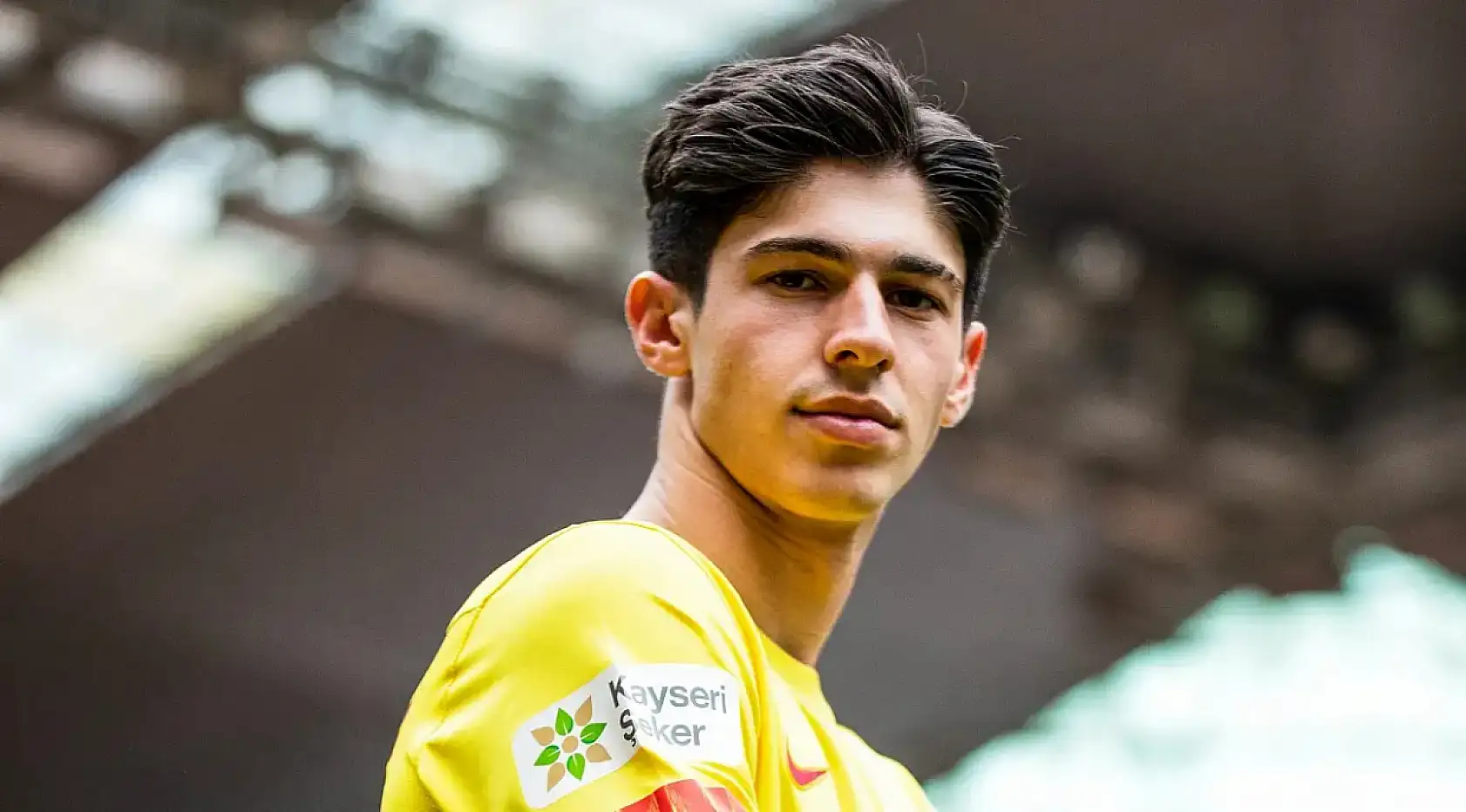 Kayseri kısa kısa: Zincirleme kaza, Memduh Büyükkılıç, Erciyes Anadolu Holding, Konut, Kayserispor...