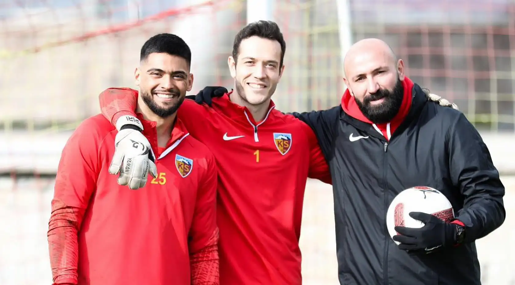 Burak Yılmaz kara kara düşünüyor - Kayserispor Haberleri