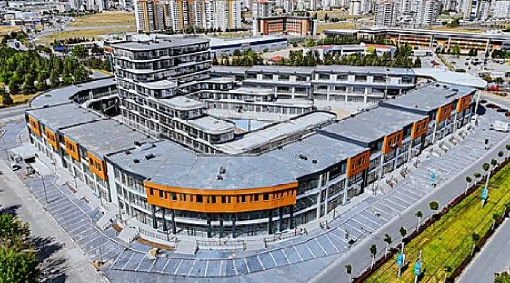 Kayseri merkezinde isyan bayrağı çekildi: Çarşıda neler oluyor?