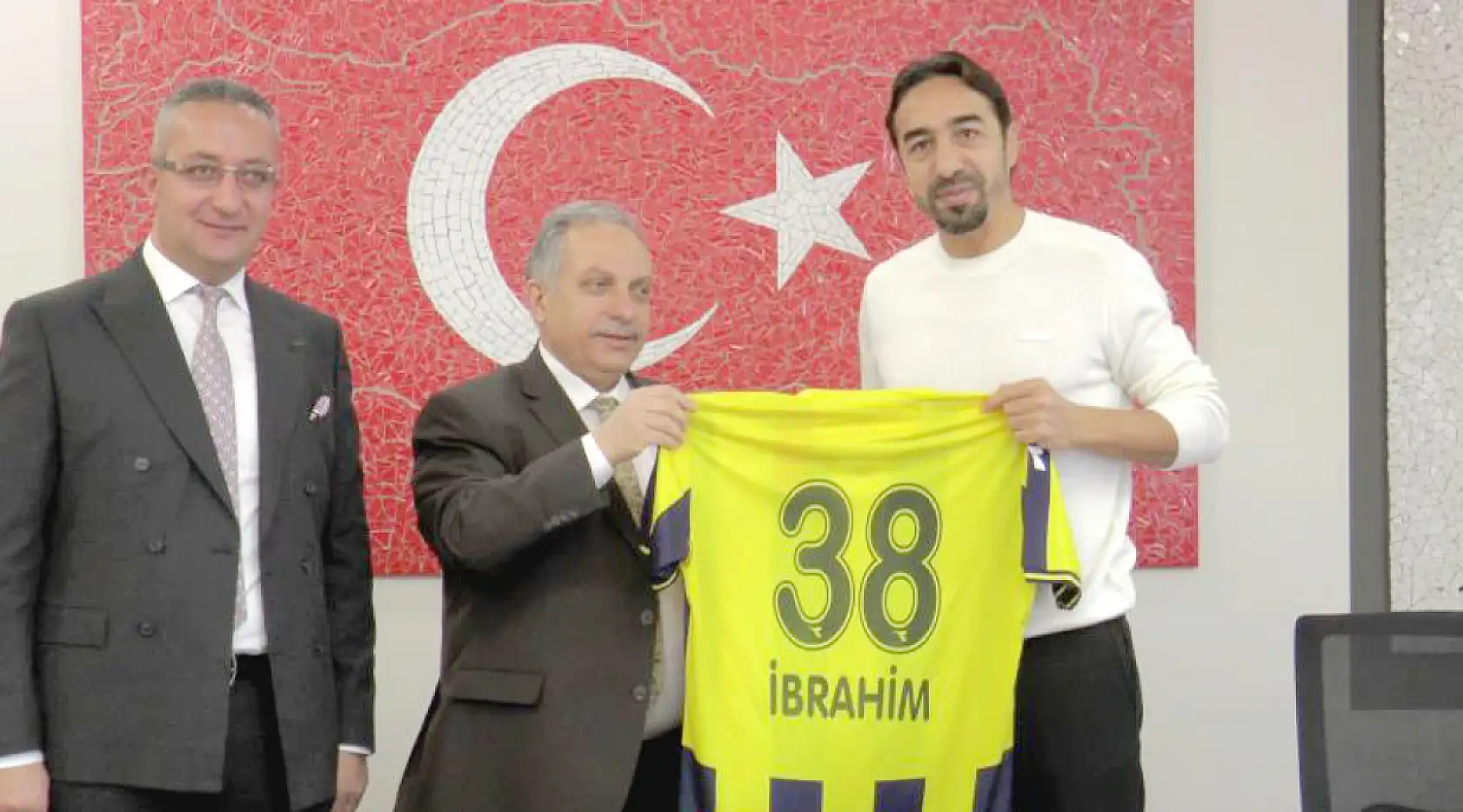 Süpermen gibi adam - Dünyada böyle bir rekor yok! Kayseri Haberleri