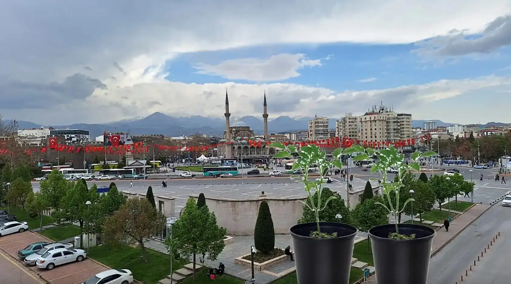 Kayseri'den kısa kısa (24 Mayıs) Bakan Tekin, Bakan Işıkhan, Spor Tesisi, Trafik Cezası, Ziyaret, Fide Dağıtımı..