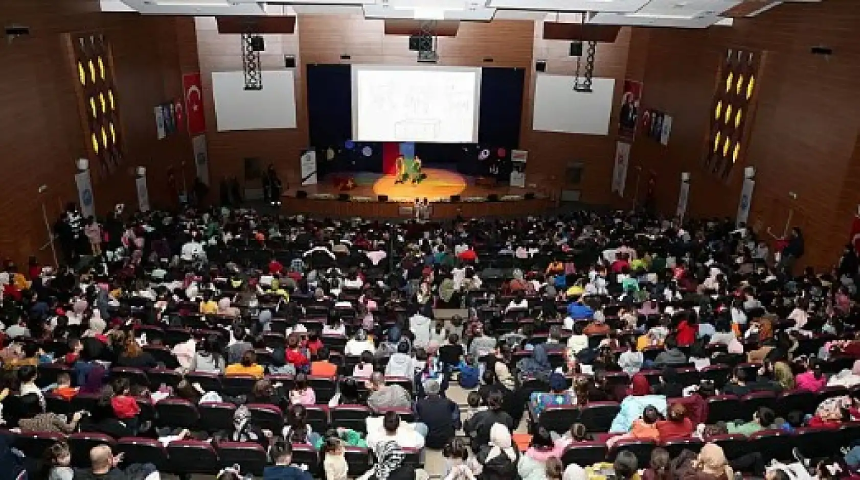 Miraç Kandili, Kayserispor, Balık fiyatları, Erciyes belgeseli - Kayseri'den kısa kısa haberler...