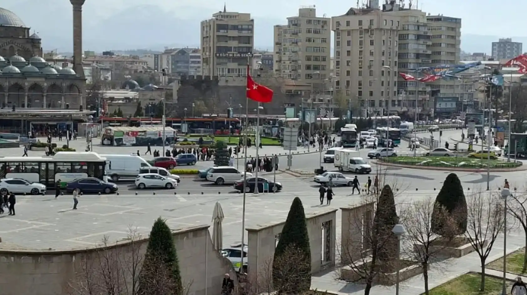 Kayseri'de Arefe Günü neler yaşandı? İşte kent gündeminden öne çıkan haberler...