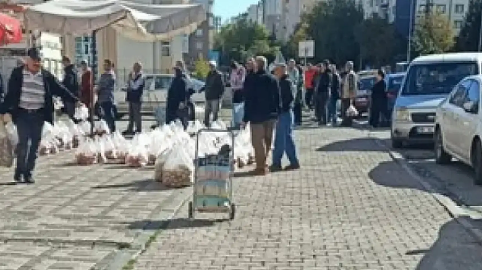Kayseri'de bugün neler yaşandı? Kentin beldesi ilçe oldu, THY uçağı Kayseri'ye iniş yapamadı, Şehre ceza yağıyor... İşte kısa kısa haberler!