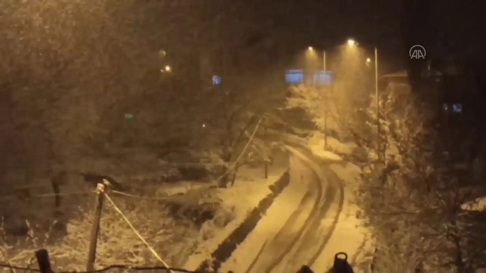 Yahyalı'da kar yağışı yaşamı olumsuz etkiliyor