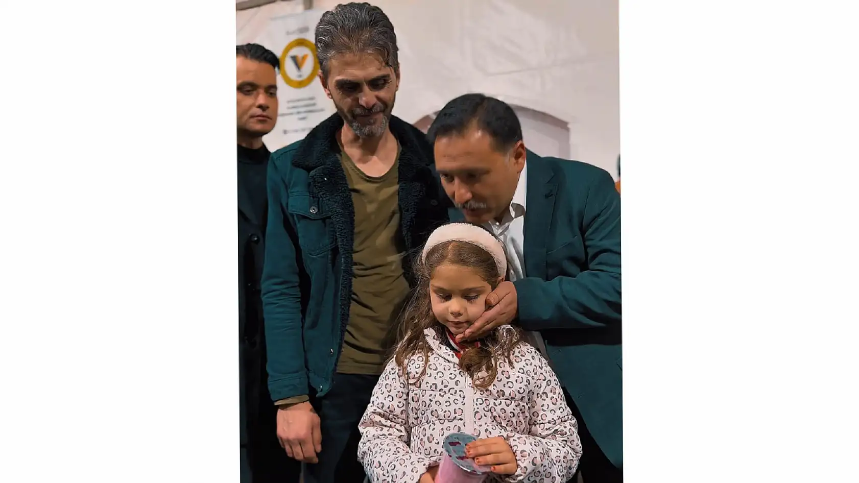 İftar çadırında vatandaşlarla buluşan Vali Çiçek kime söz verdi?