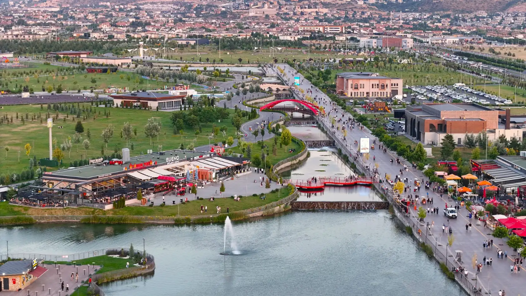 Kayserilinin sosyal tercihi ''Millet Bahçesi'' oldu!