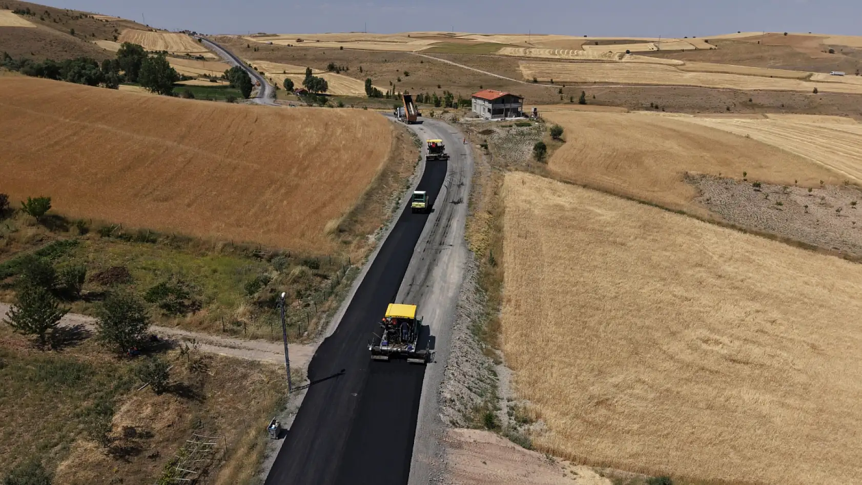 Kayseri'de 2025 yılında konfor arttı: Binlerce ton asfalt serimi gerçekleştirildi!