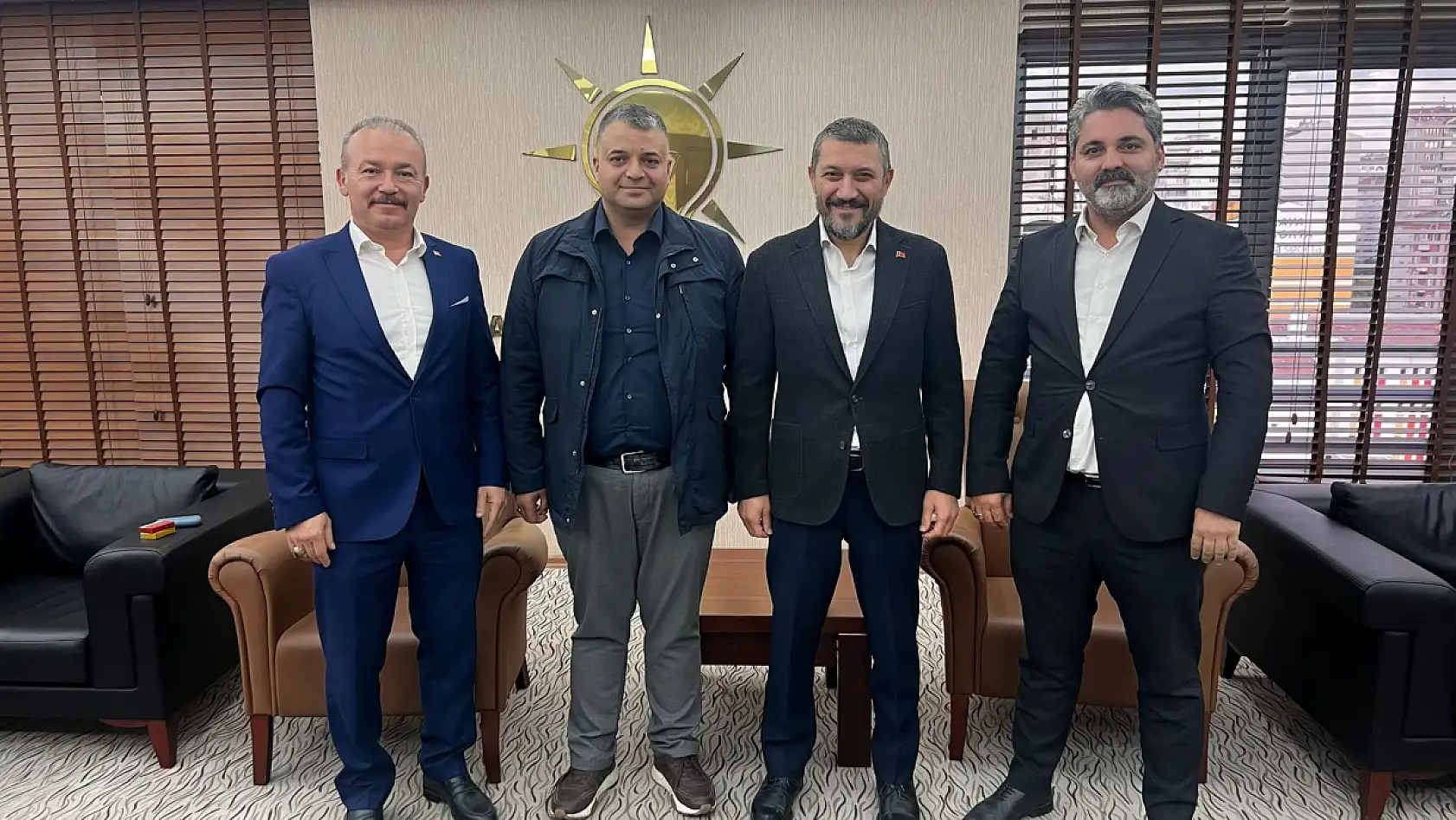 AK Parti Kayseri'de dikkat çeken değişiklikler! Bir bir görevden alınıyorlar!