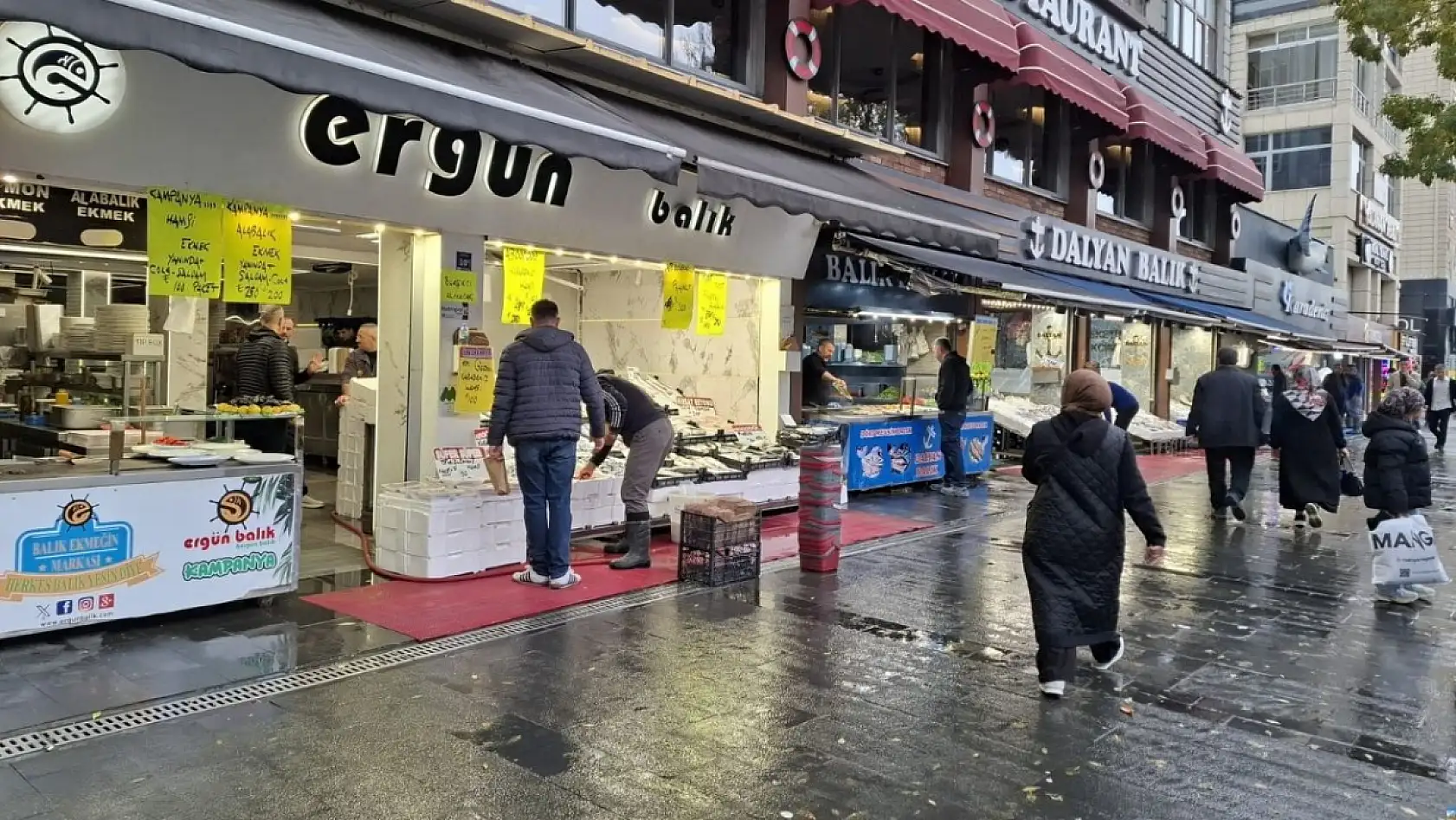 Tezgâhlarda kış bereketi: Fiyatlar dikkat çekiyor