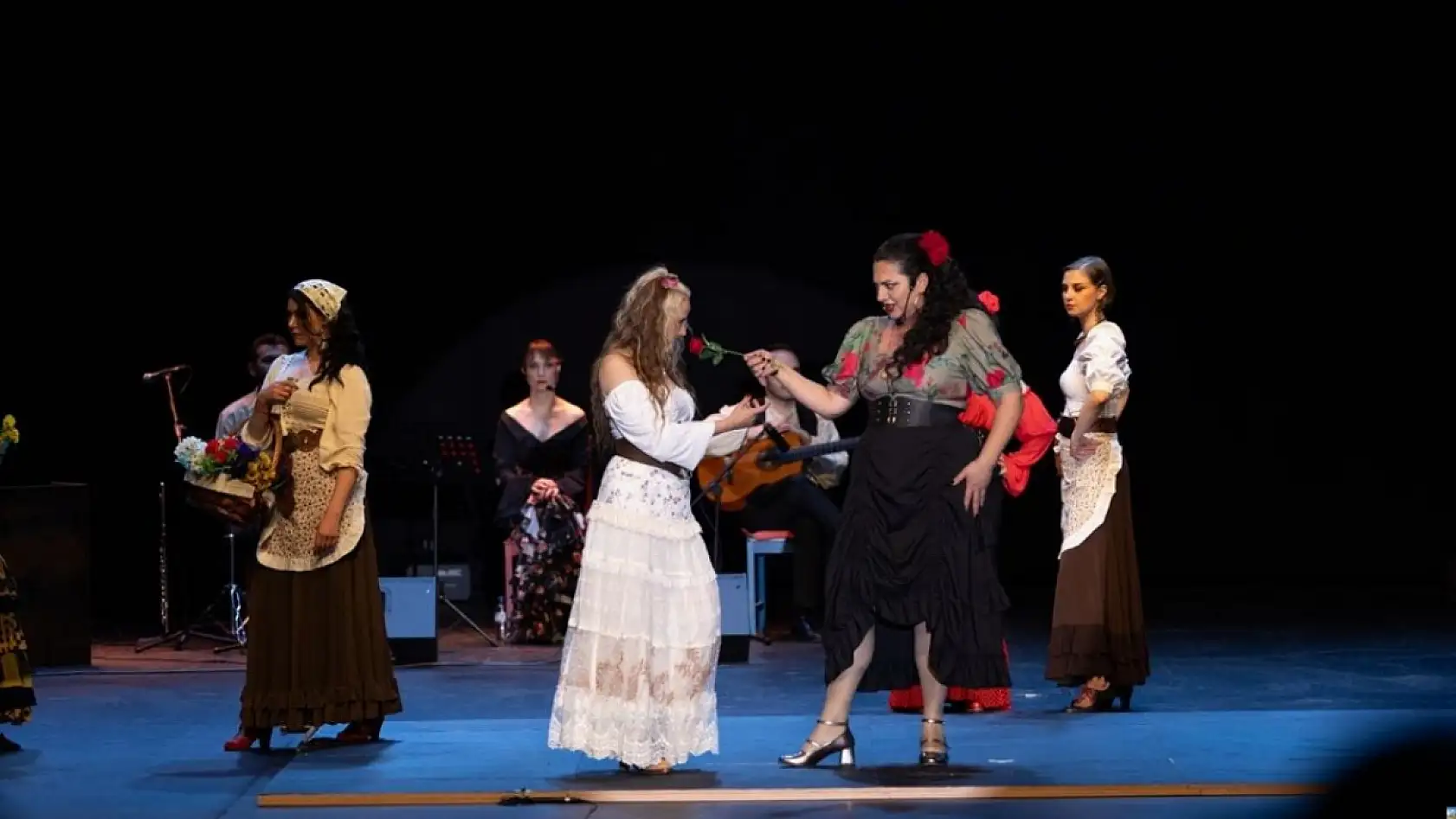 Dünyada bir ilk! Kayseri'de en uzun gece, en eğlenceli geceye dönüşüyor