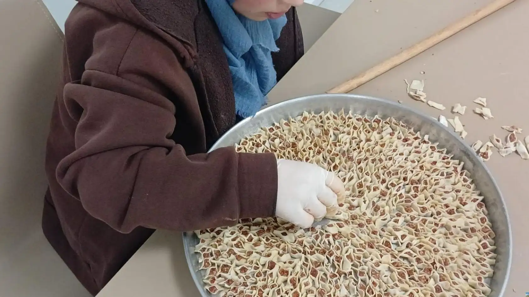 KYK Kız Yurdu'nda neler oluyor? Mutfaktan yükselen sesleri yurt müdiresi açıkladı!