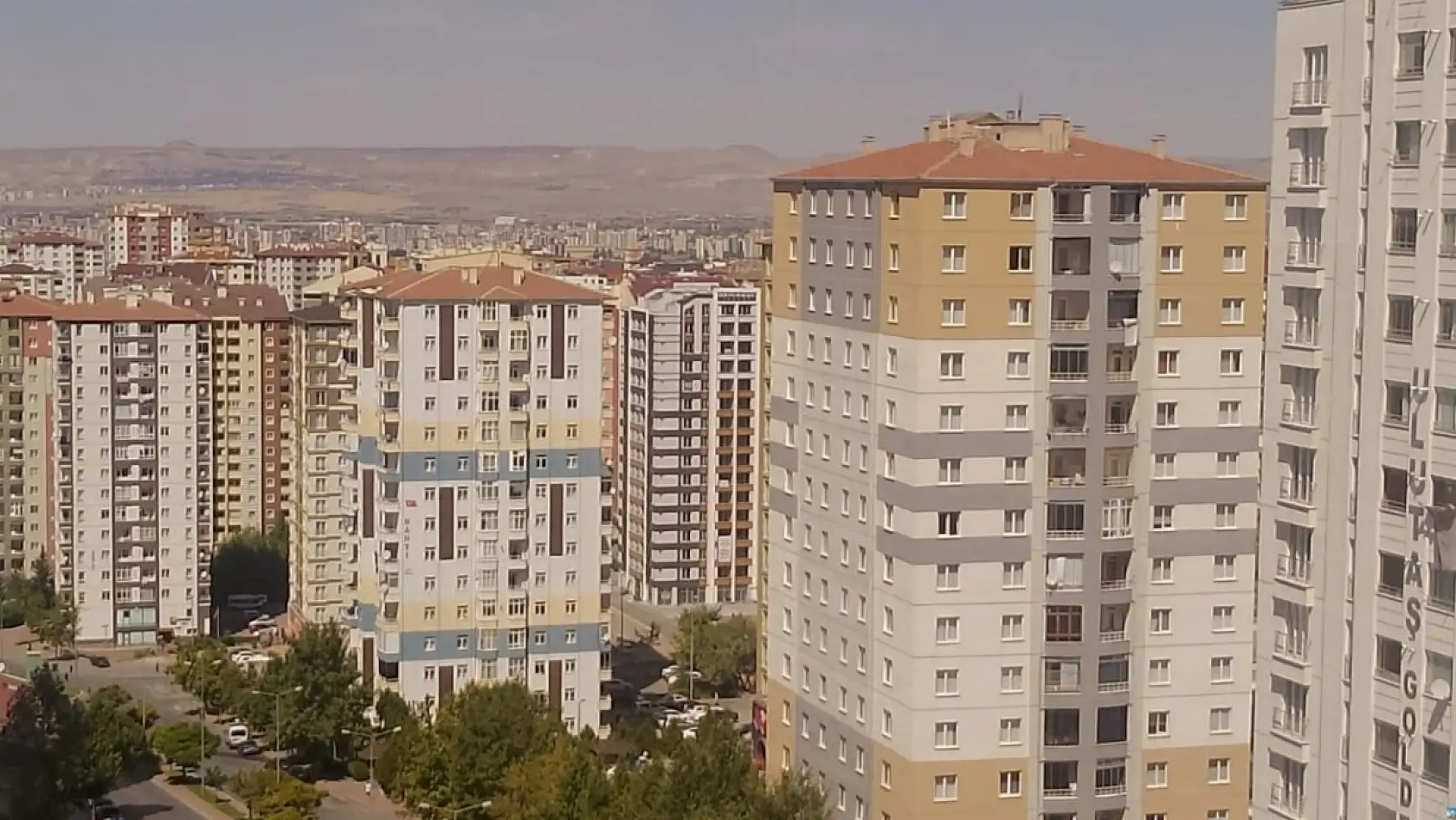 Kayseri emlak piyasasında görülmemiş senaryo: Fiyatlar ya dibe vuracak ya da tavan yapacak!