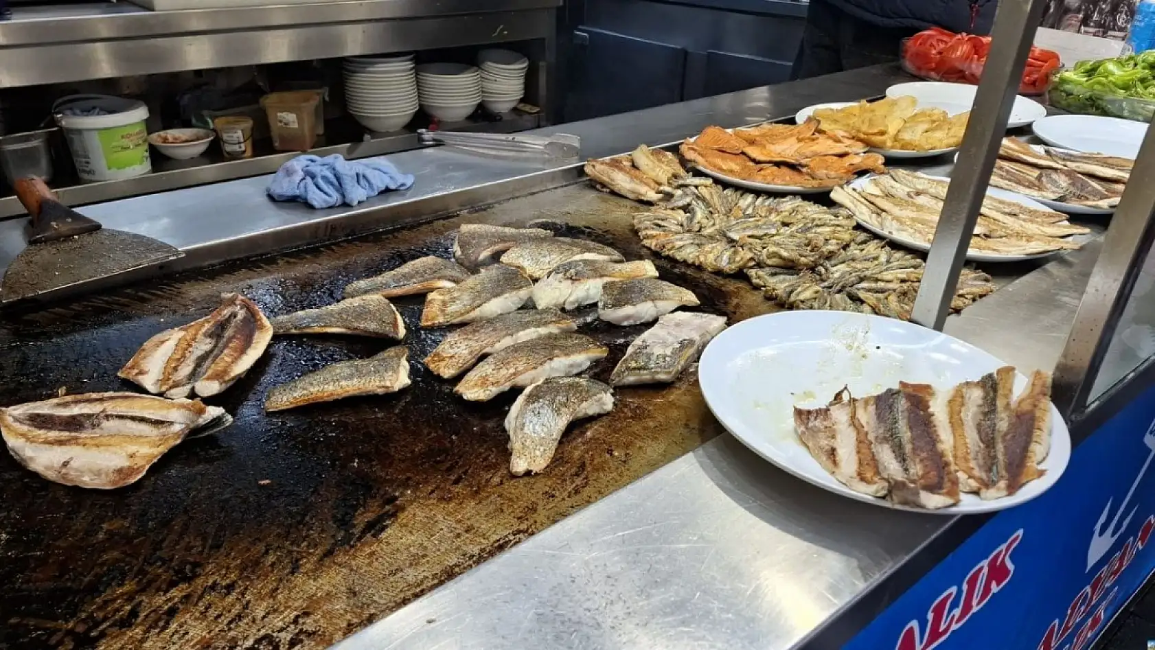 Tezgâhlarda kış bereketi: Fiyatlar dikkat çekiyor