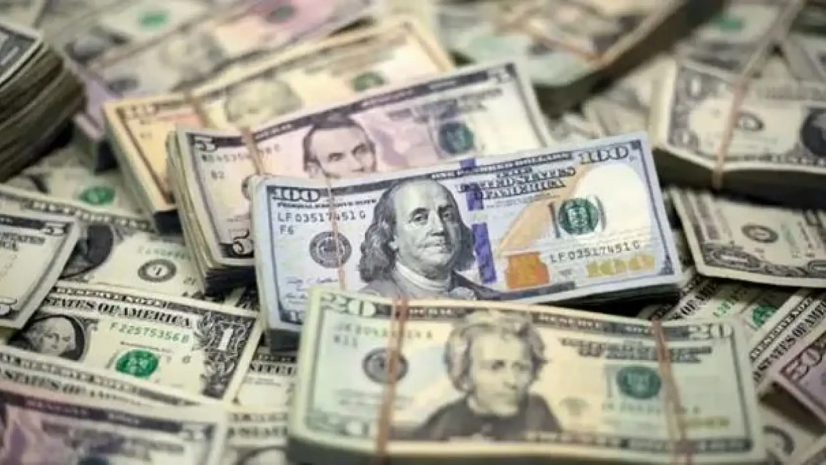 Kayseri'de dolar krizi: Döviz büroları ve bankalar kabul etmiyor !