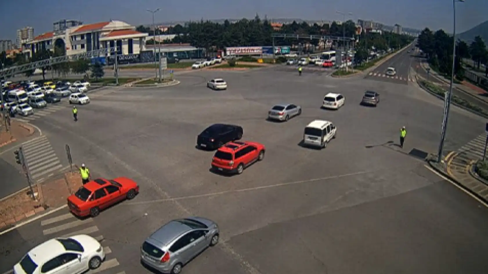 Kayseri'de arife günü trafik yoğunluğu: Kartal Kavşağı kilitlendi!