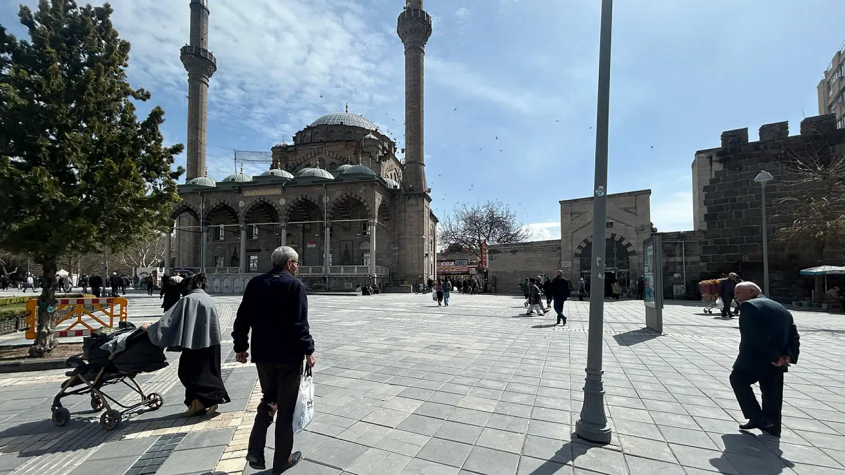 Kayseri Gazetelerinde 26 Nisan Cumartesi gündemi – İşte yerel basında öne çıkan manşetler...