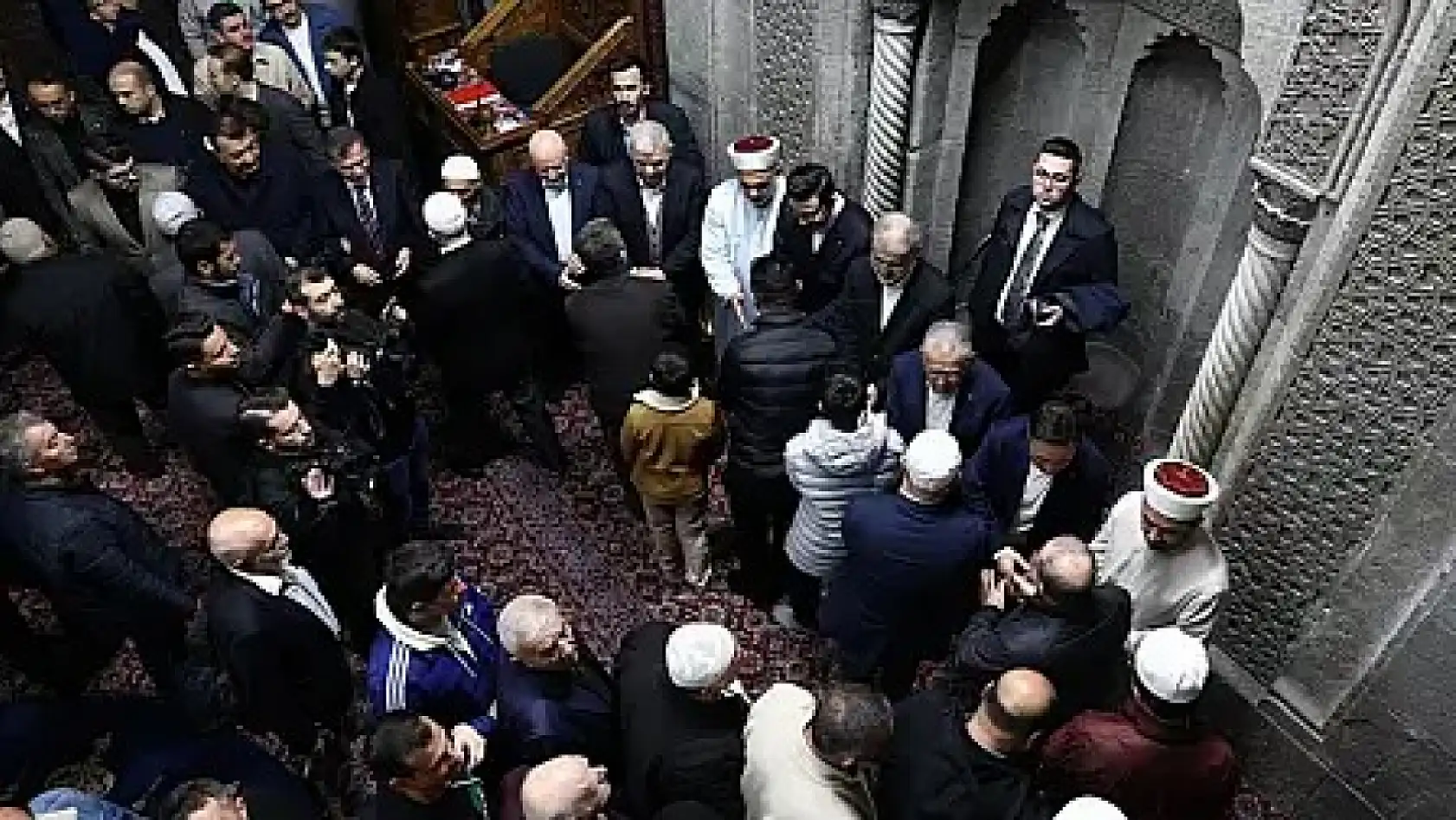 Kayseri'den kısa kısa - Ramazan Bayramı, Acı olay, Uzun kuyruk, Sessiz denetim, İlçe müzesi, Bayram harçlıkları...