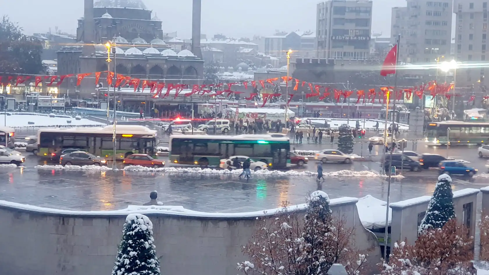 Kayseri Gazeteleri'nde 14 Nisan 2025 gündemi - Yerel basında öne çıkan manşetler...