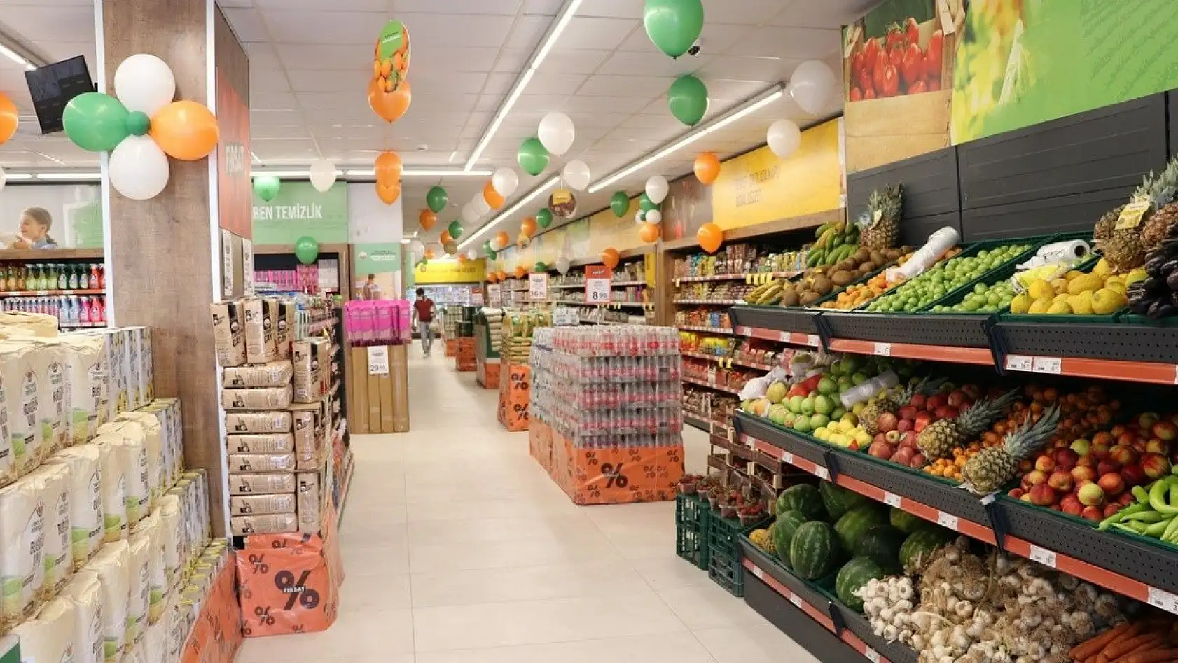 Kayseri'de zincir marketin önünde adeta kuyruk olacak: Son gün 23 Nisan!