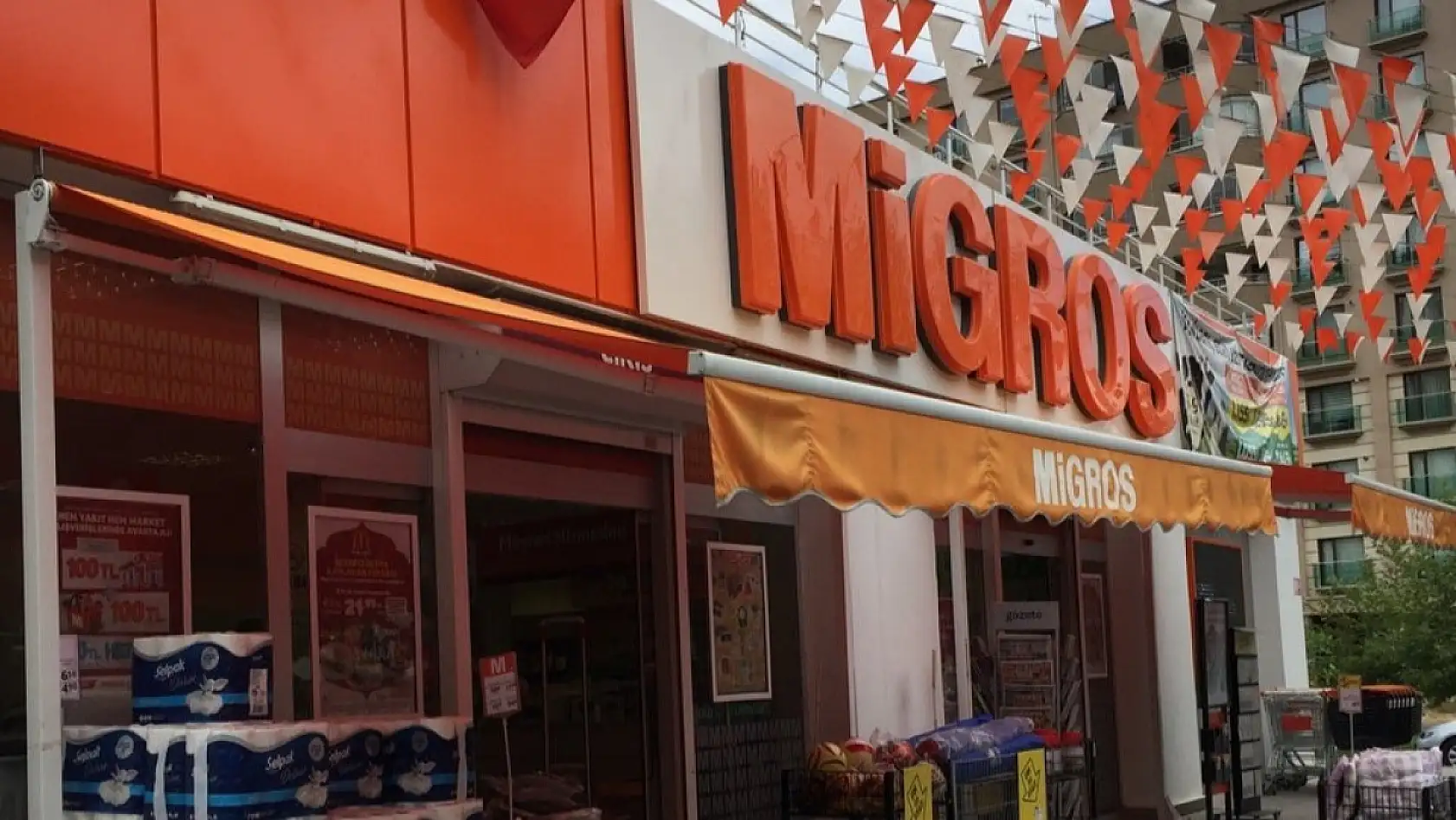 Migros'tan büyük indirim: Peynir, yoğurt, süt...