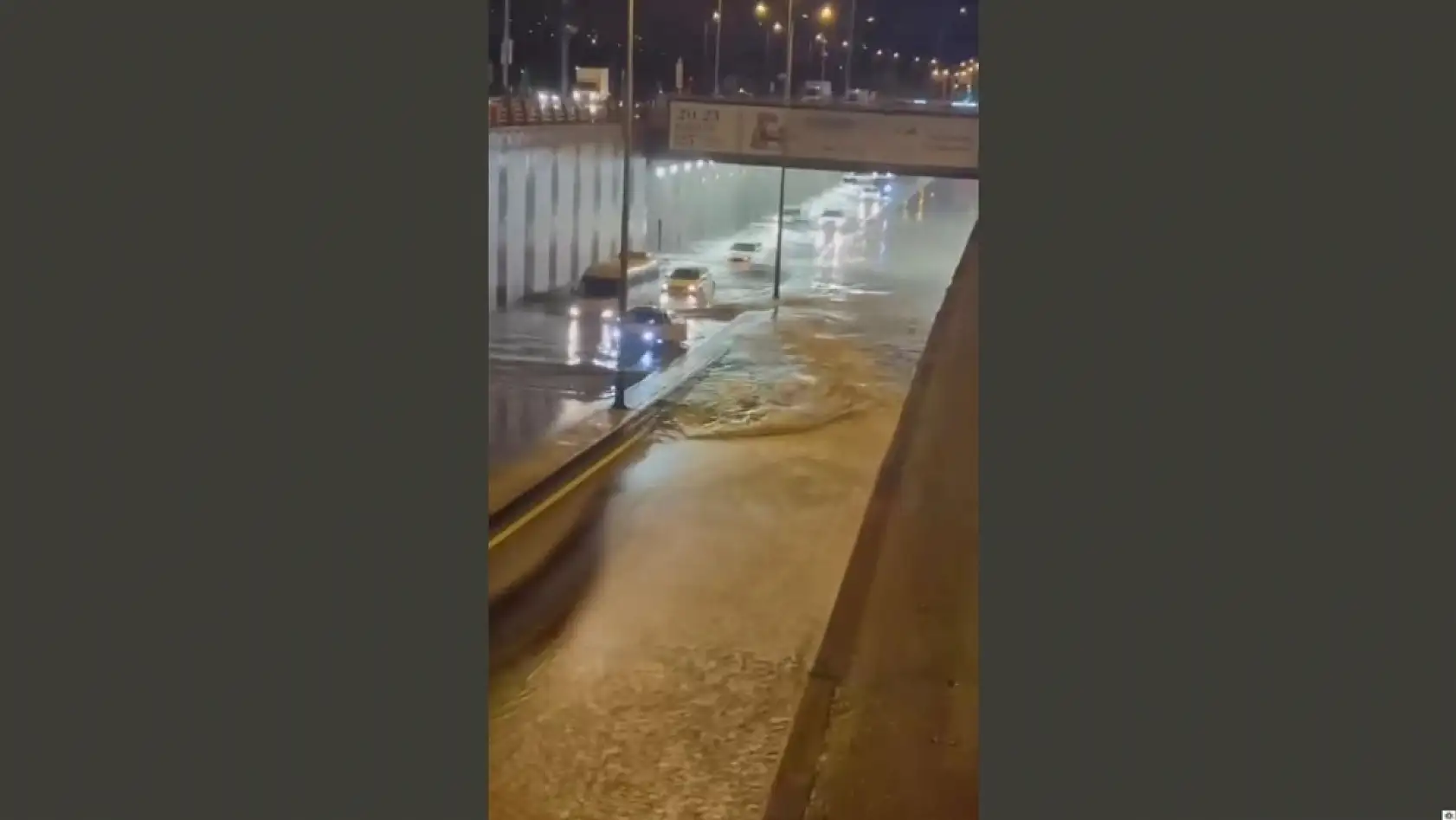 Kayseri'ye 5 dakika yetti: Mizahla da harmanlanan o görüntüler!