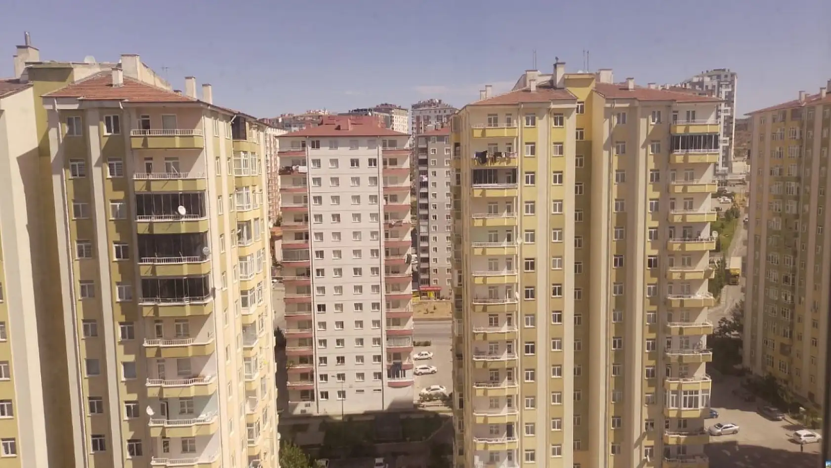 Kayseri emlak piyasasında görülmemiş senaryo: Fiyatlar ya dibe vuracak ya da tavan yapacak!