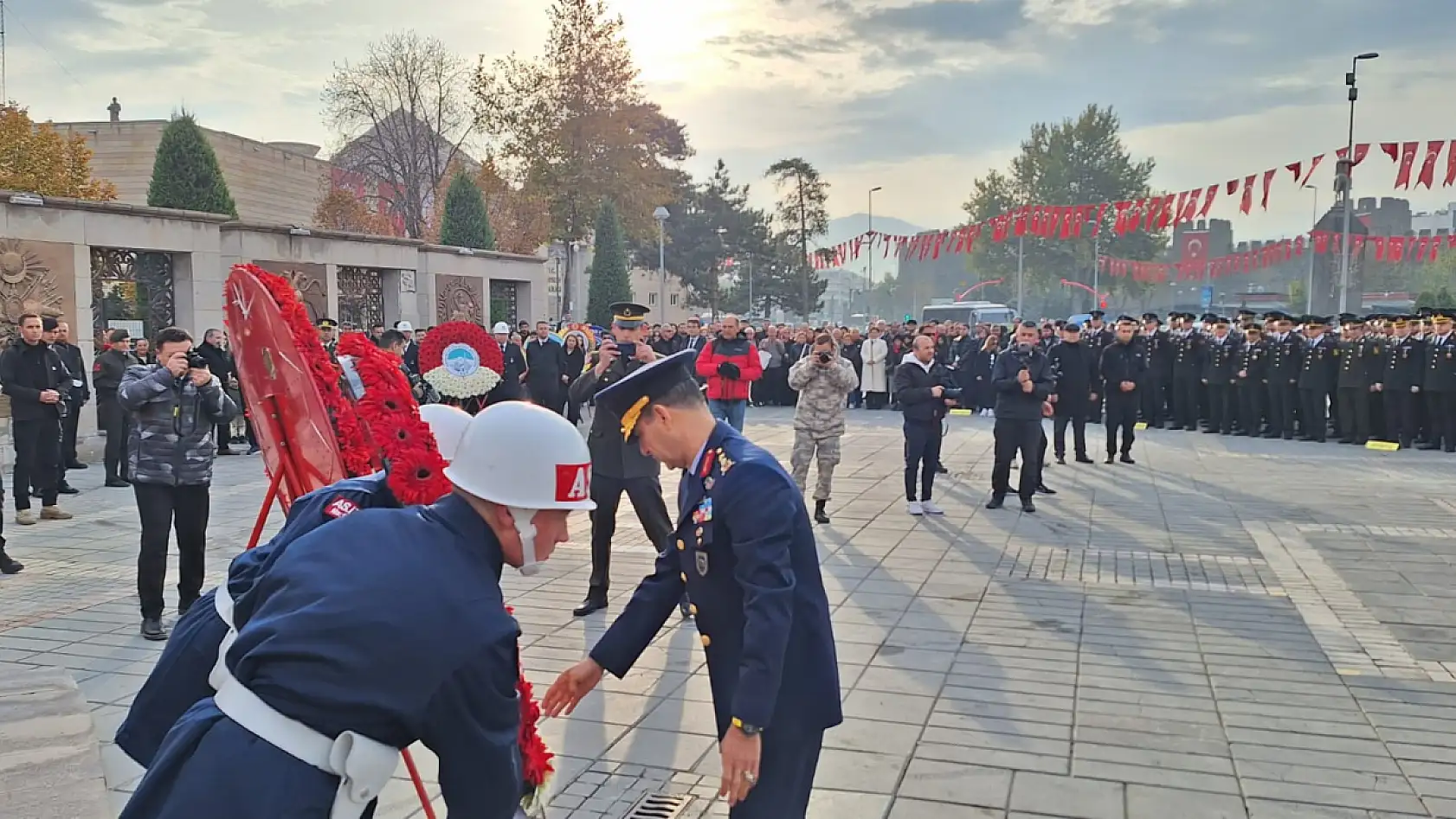 Kayseri, Atatürk'ü ebediyete intikalinin 86. yılında saygıyla andı: İşte görüntüler...