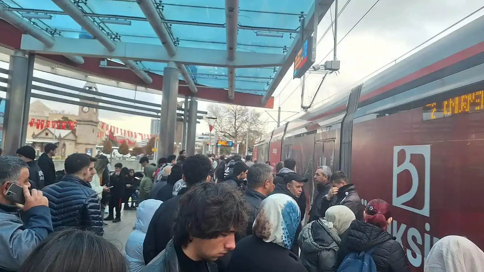 Kayseri haftayı nasıl kapattı? Hırsızlık, Göç, Erciyes sezonu, Bağ, TOKİ, Kayserispor - İşte Kayseri'nin 22 Aralık 2024 gündemi