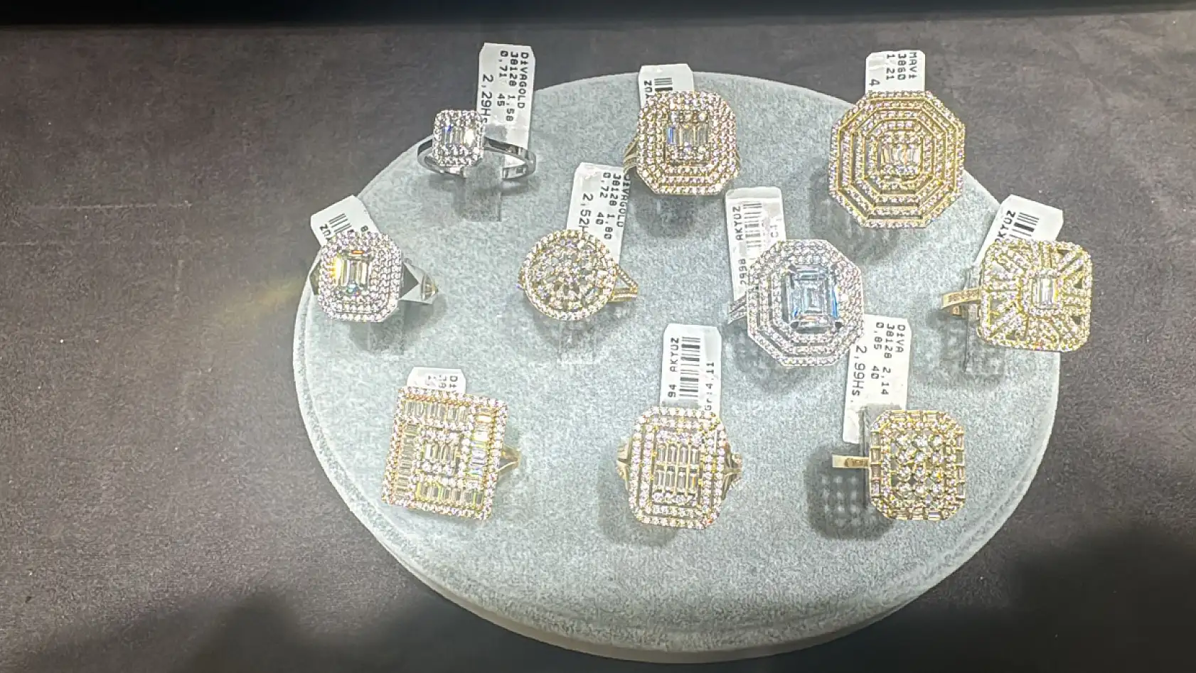 Kayseri'de altın rüzgârı: İşte en çok tercih edilen ziynetler ve güncel fiyatlar!