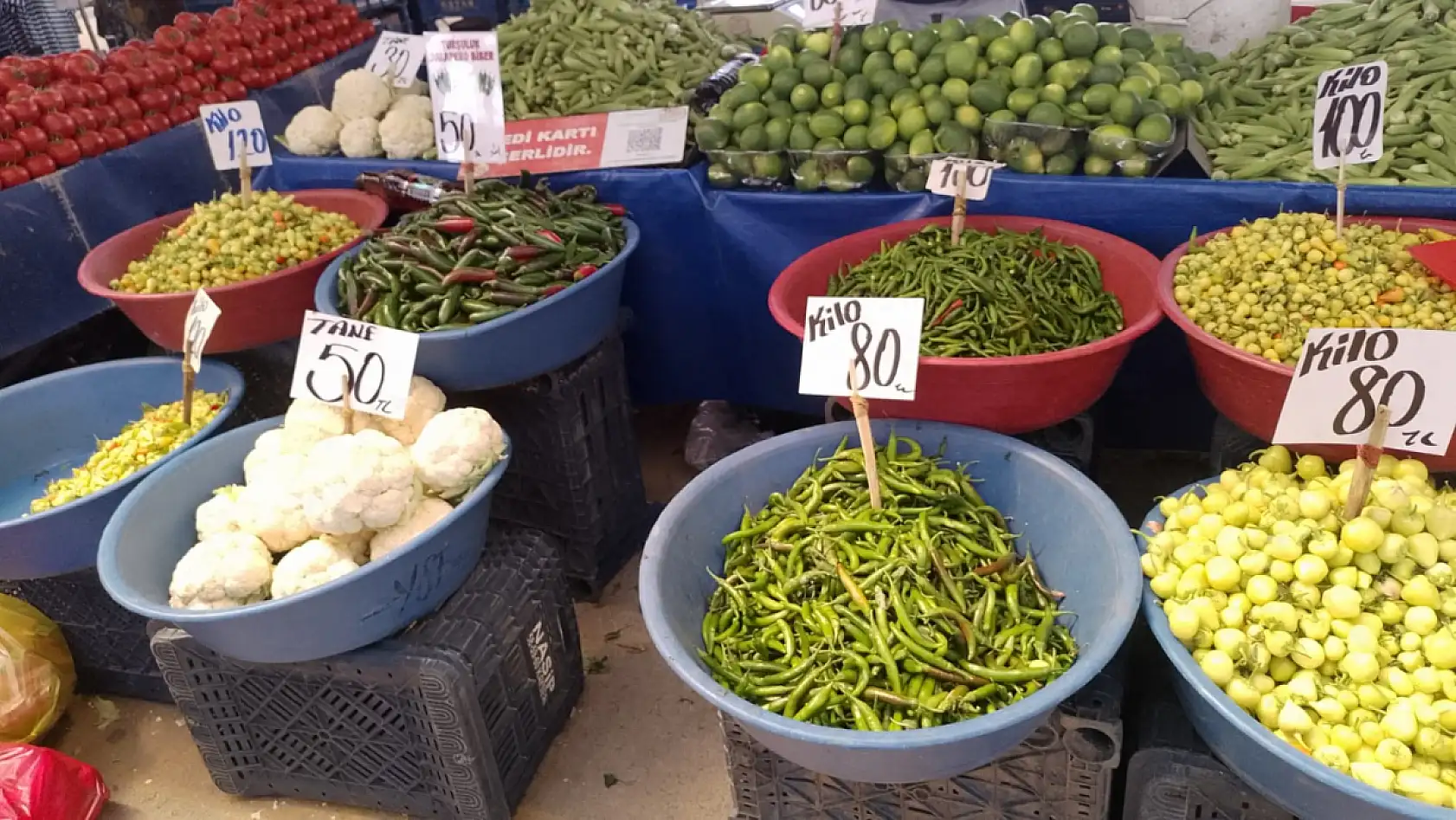 Turşu severlere kötü haber! Kayseri pazarında fiyatlar dudak uçuklatıyor