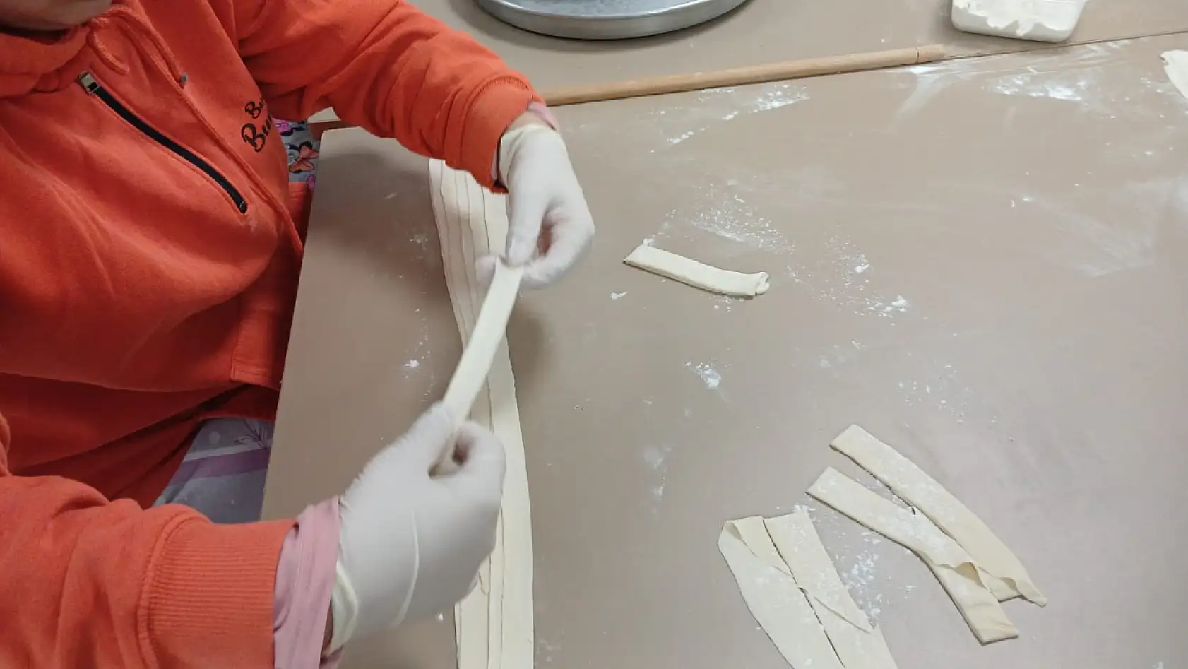 KYK Kız Yurdu'nda neler oluyor? Mutfaktan yükselen sesleri yurt müdiresi açıkladı!